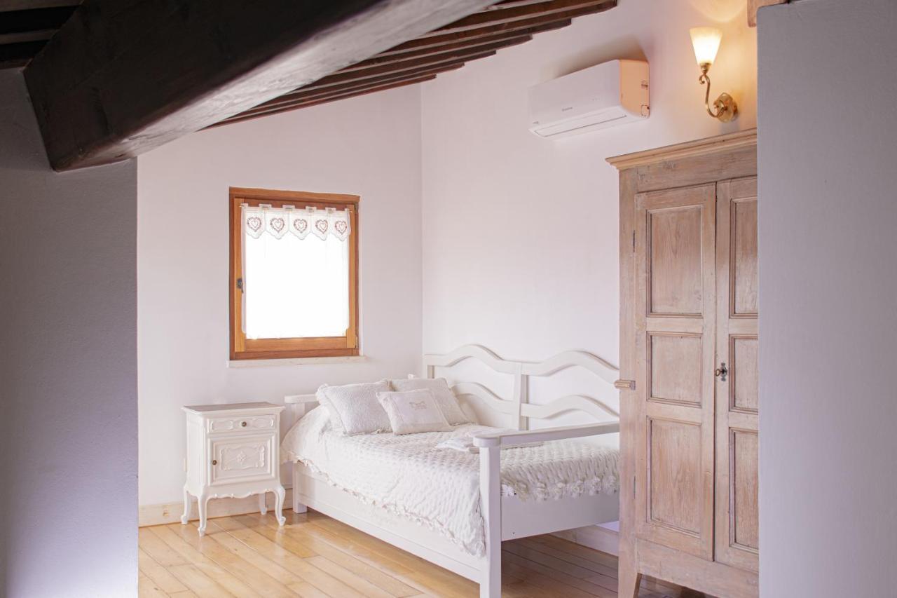 Casa Myconis 68Mq A Due Passi Dal Mare Di San Vincenzo Apartment Bagian luar foto