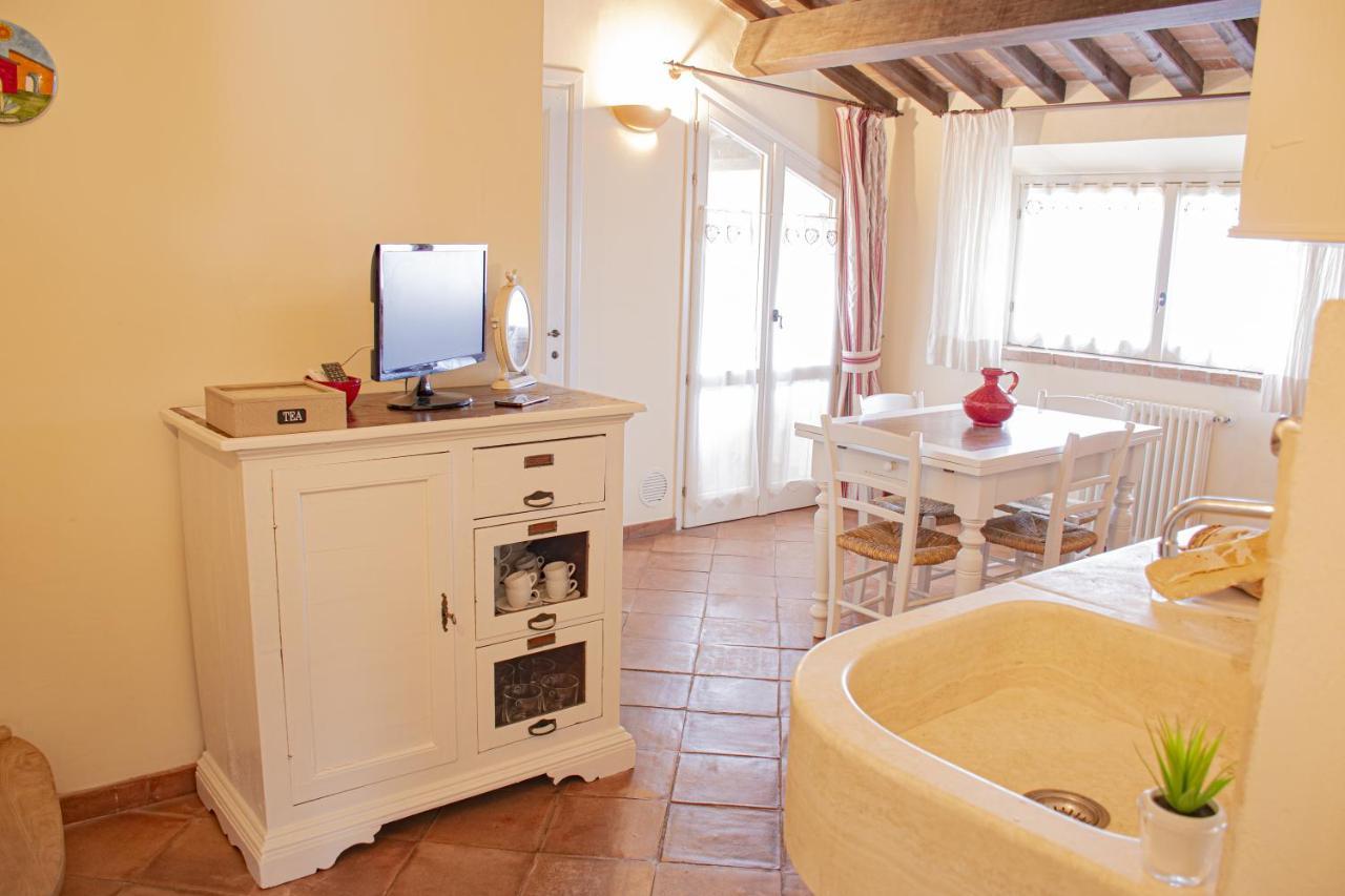 Casa Myconis 68Mq A Due Passi Dal Mare Di San Vincenzo Apartment Bagian luar foto